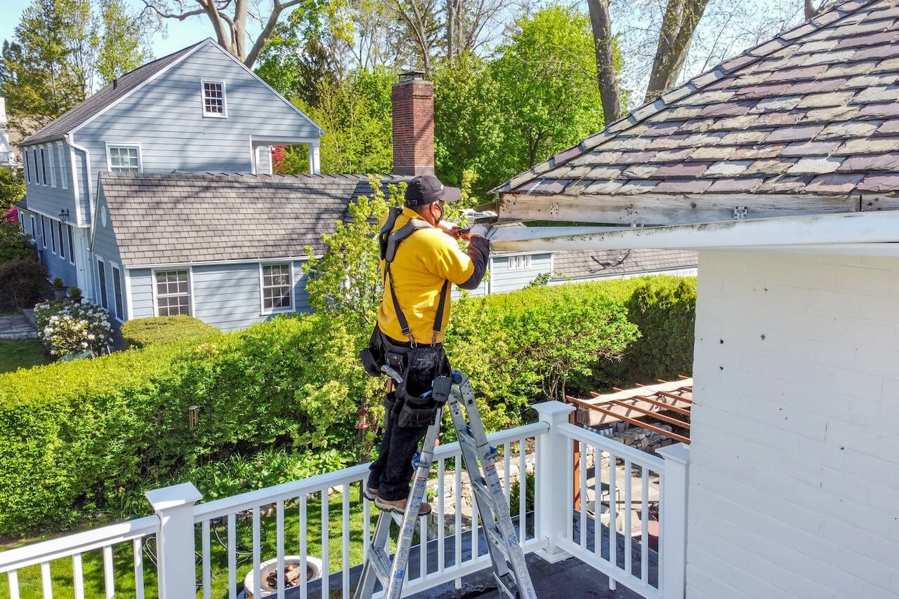 Gutter Repair Service